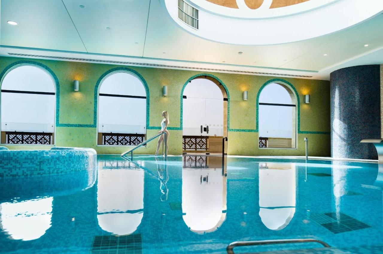 คราวน์ พลาซา จอร์แดน เดดซี รีสอร์ต แอนด์ สปา Hotel Sweimeh ภายนอก รูปภาพ The swimming pool at the spa