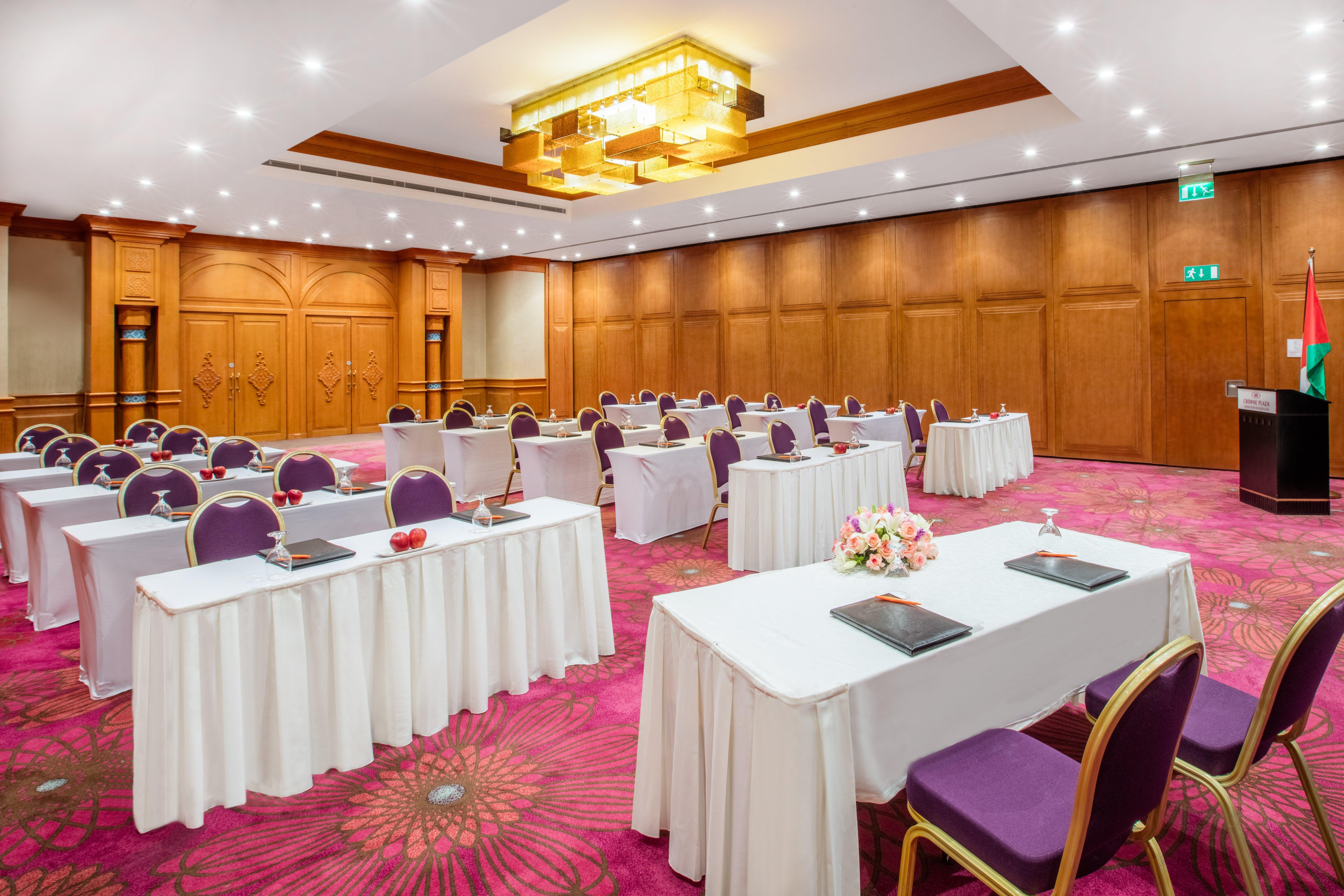 คราวน์ พลาซา จอร์แดน เดดซี รีสอร์ต แอนด์ สปา Hotel Sweimeh ภายนอก รูปภาพ Meeting room