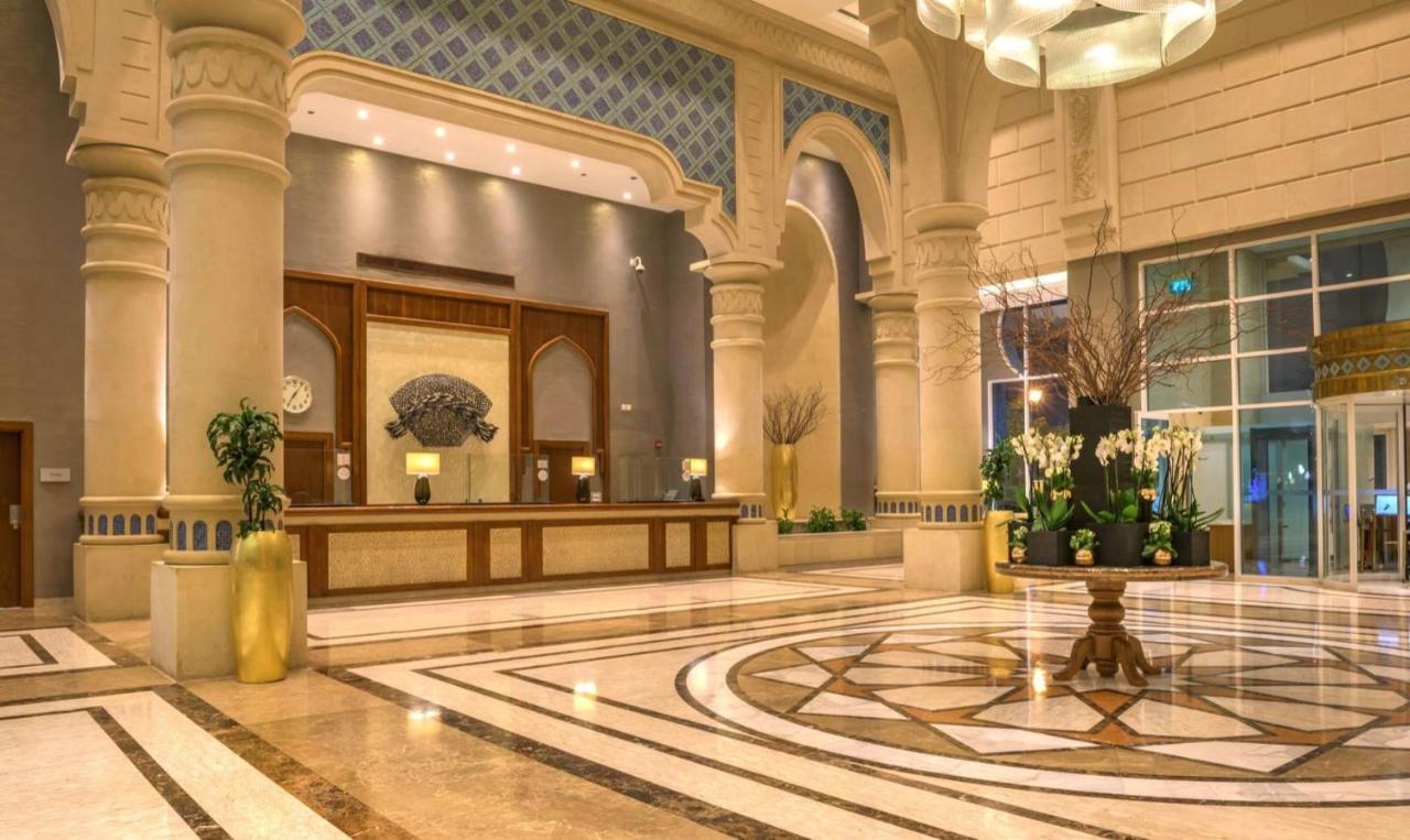 คราวน์ พลาซา จอร์แดน เดดซี รีสอร์ต แอนด์ สปา Hotel Sweimeh ภายนอก รูปภาพ Lobby