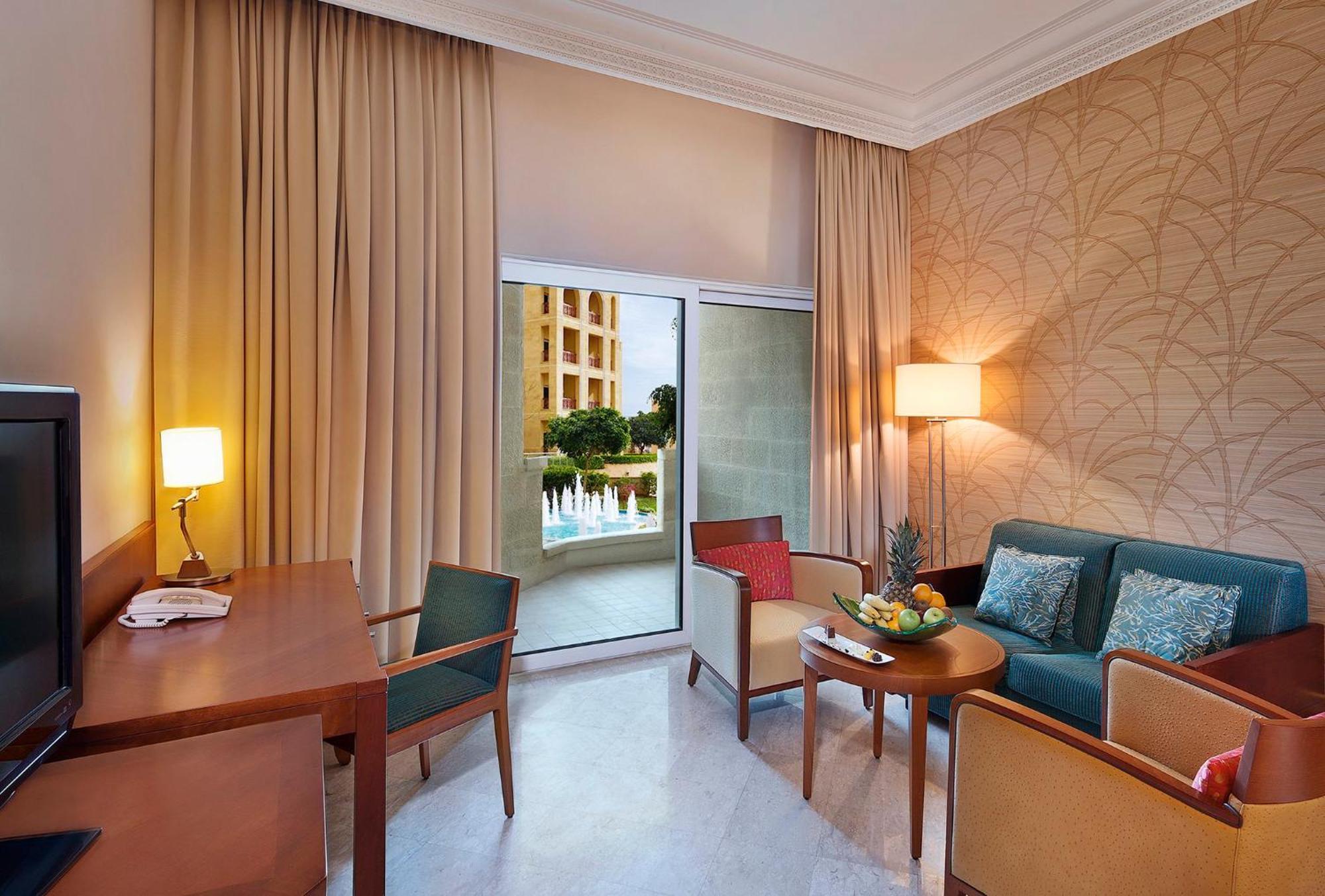 คราวน์ พลาซา จอร์แดน เดดซี รีสอร์ต แอนด์ สปา Hotel Sweimeh ภายนอก รูปภาพ